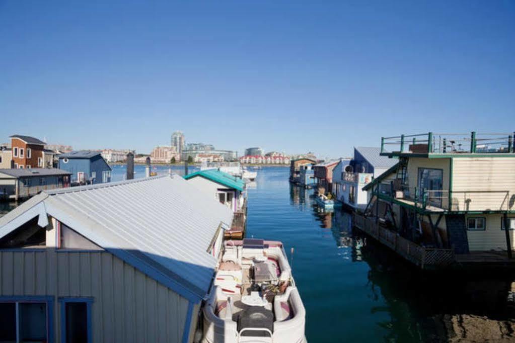 Fisherman'S Wharf Bed & Breakfast Виктория Экстерьер фото