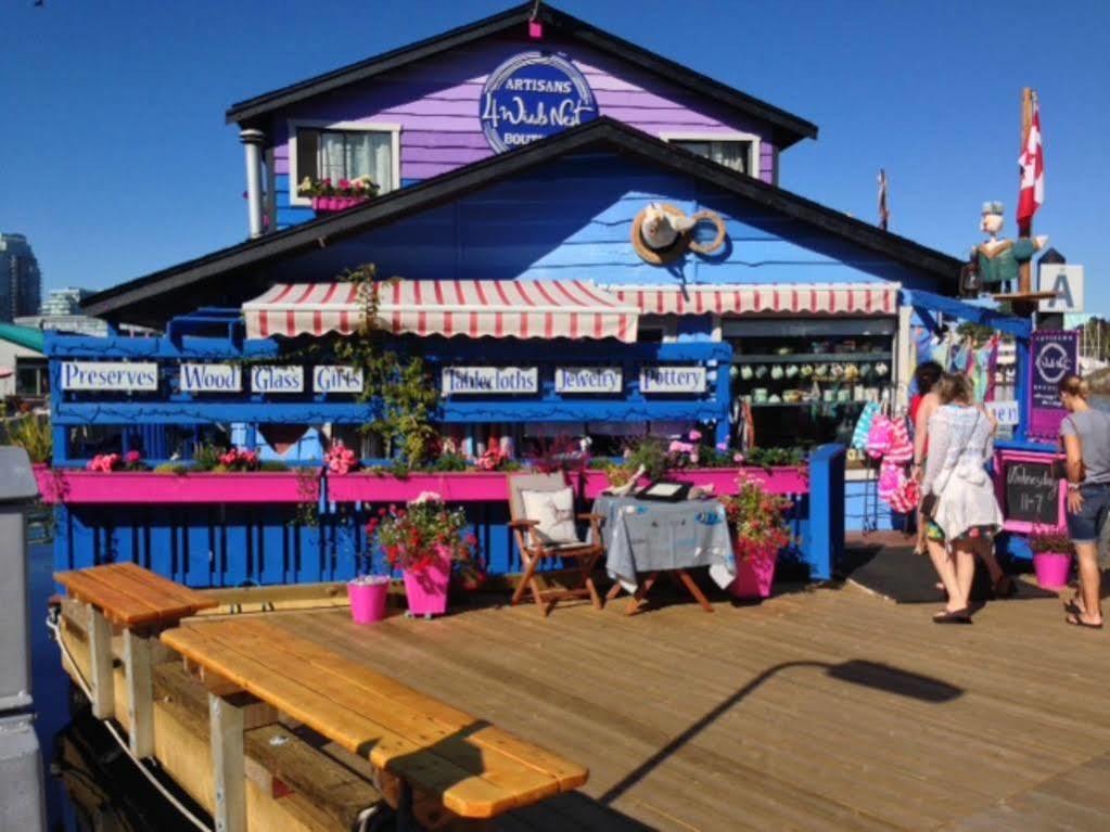 Fisherman'S Wharf Bed & Breakfast Виктория Экстерьер фото